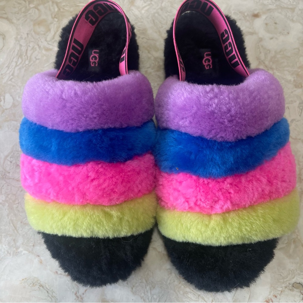 UGG Fluff Yeah Rainbow Pastel Shearling Slippers Sz 8 - Picture 2 of 4